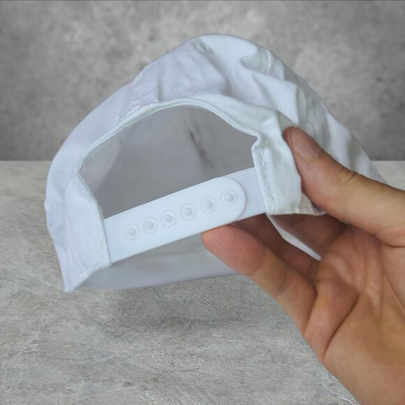 Vintage 90s 'King Treads' white snapback hat - Picture 2 of 2